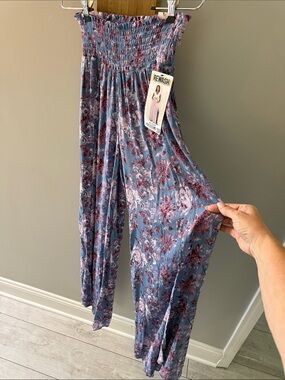 Rewash Blue Floral Smocked Wide-Leg Pants w Side Opening, NWTs